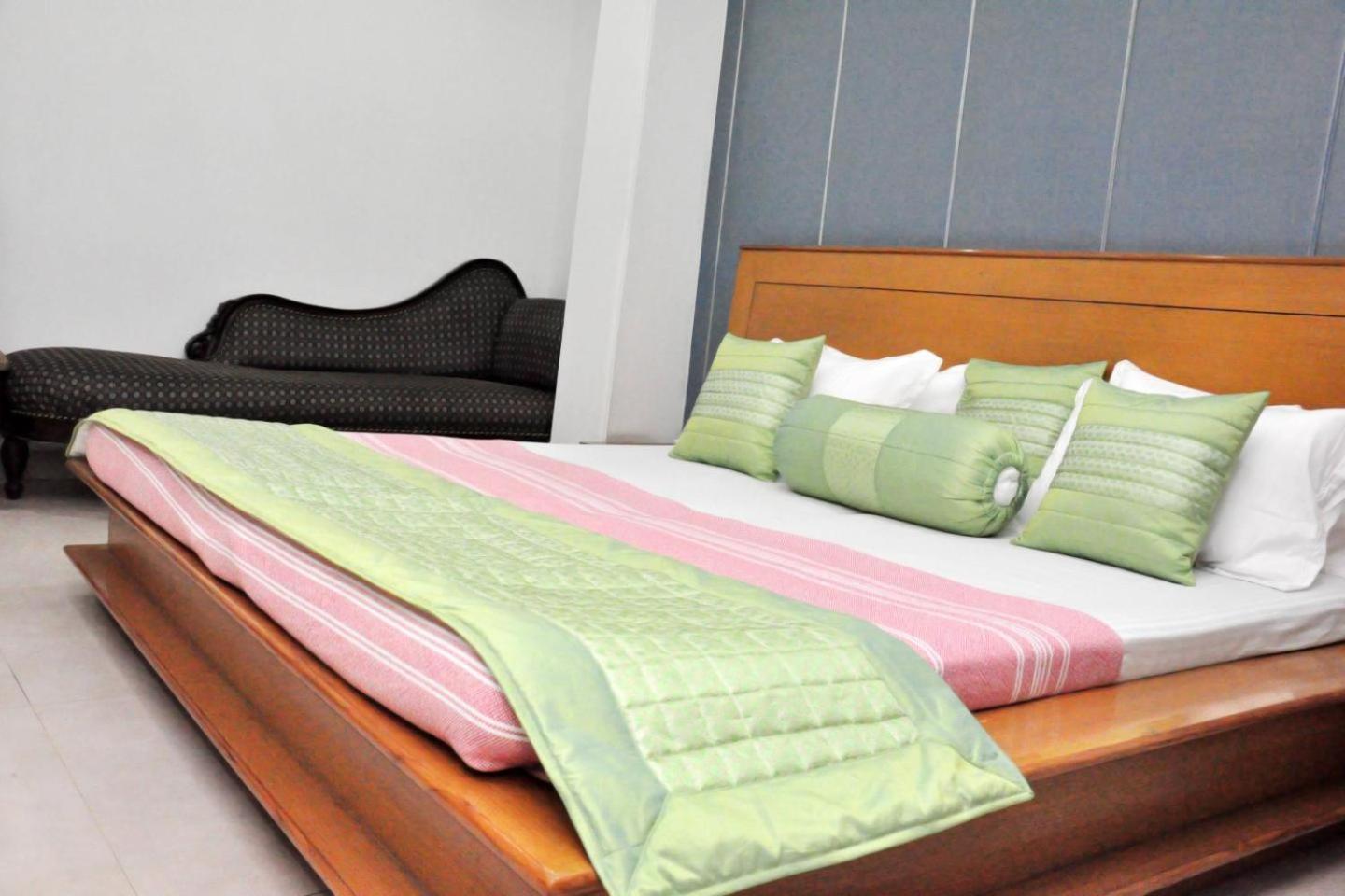 Hotel Blue Bell - Karol Bagh New Delhi 외부 사진