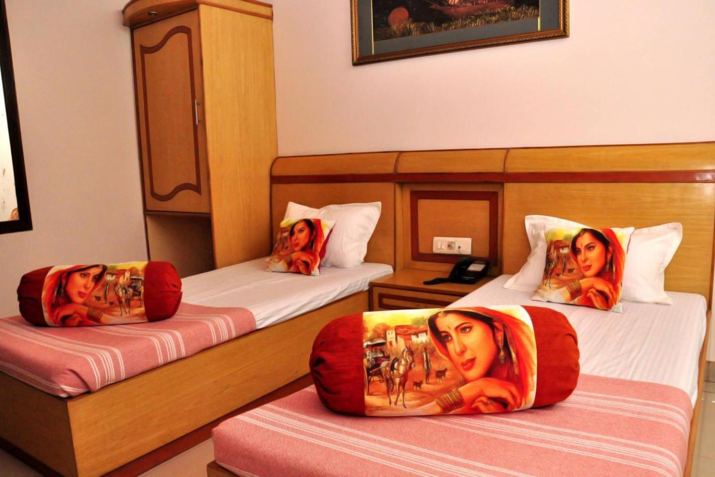 Hotel Blue Bell - Karol Bagh New Delhi 외부 사진