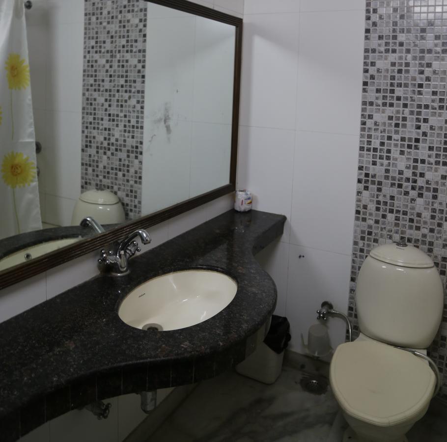 Hotel Blue Bell - Karol Bagh New Delhi 외부 사진