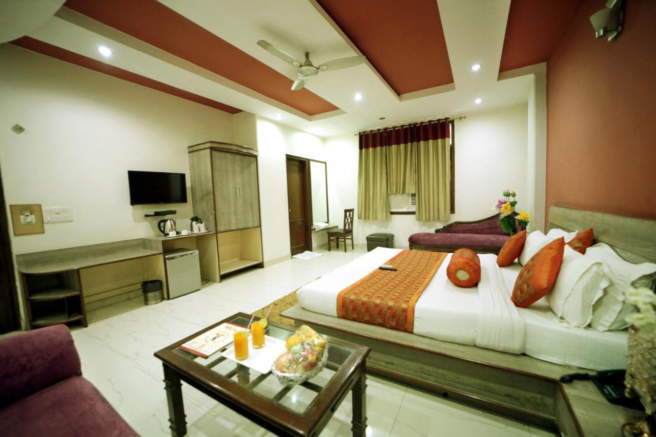 Hotel Blue Bell - Karol Bagh New Delhi 외부 사진