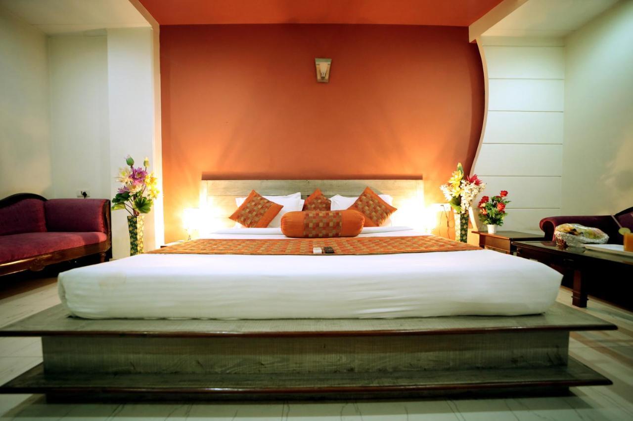 Hotel Blue Bell - Karol Bagh New Delhi 외부 사진